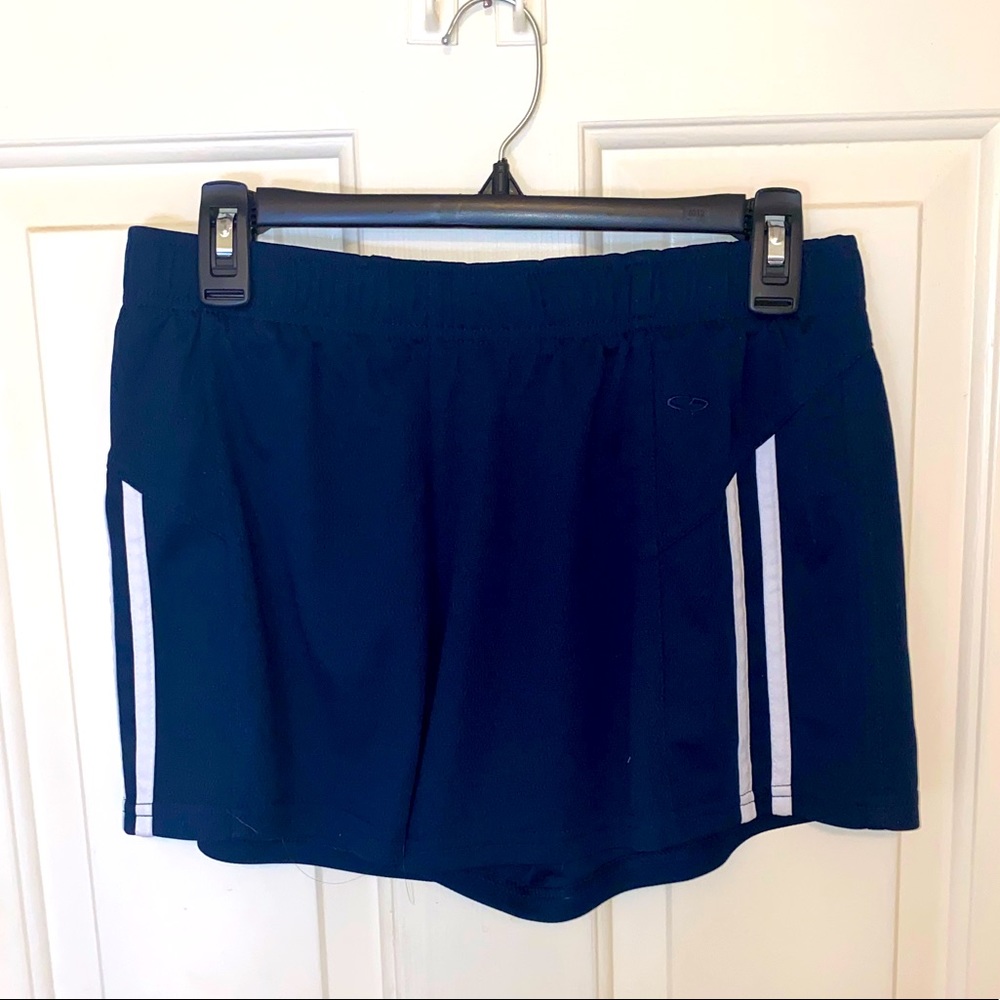 🔥3/$20 Sale🔥: Champion Shorts-M - Picture 1 of 7
